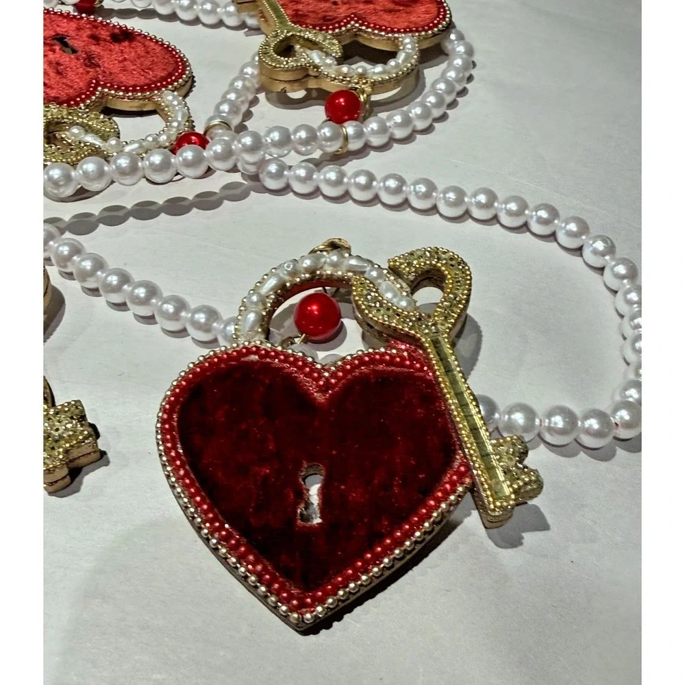 Rare! Fly By Night Valentine Heart Lock Key Bead Strand Decor Red Gold 6 Ft